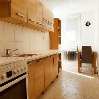 Predaj 1i byt s balkónom v obci Šenkvice