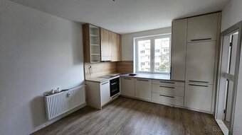 NOVINKA - 3 izb. byt ul. JUŽNÁ TRIEDA  - NOVÁ REKONŠTRUKCIA