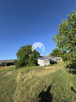 Reality KOMPLEX s.r.o. Vám ponúka NA PREDAJ stavebný pozemok