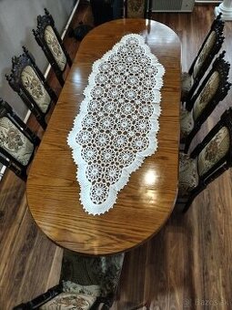 Ručne hačkovaný obrus na stôl, veľký.