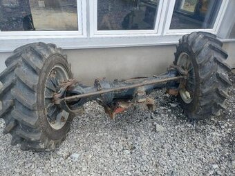 Zetor 10540 Predná naprava