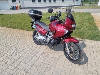 predám  Honda Transalp XL 650  r.v. 2006-21000km
