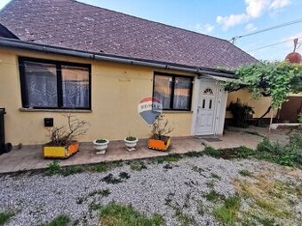 REZERVOVANÉ rodinný dom 2+1 izb, 367m2 pozemok, garáž, Molda