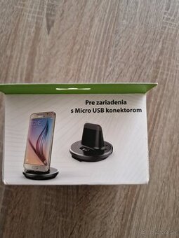 NUVO - Nabíjací a synchronizačný dok s micro USB konektorom