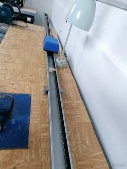 Pohon garážováej brány