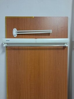 Vešiak na prádlo Artweger + otočný vešiak na uteráky