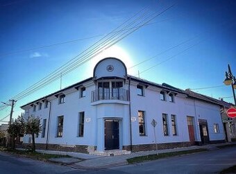 Polyfunkčný objekt