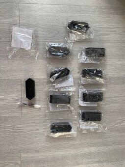 10 ks stojan na autíčka