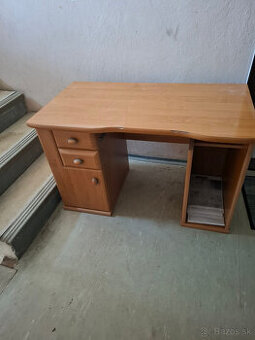 Písací stôl a stolík