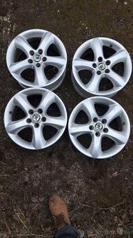 5x100R15 Orig. Fábia