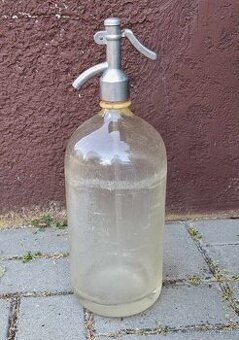 Stará fľaša na sódu