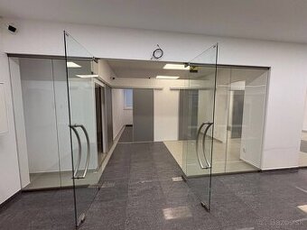 Reality Kolesár prenajíma priestor 36 m2 OC Gastrodom Mlynsk