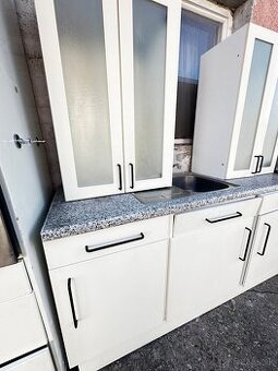 Kuchynská linka +spotrebice