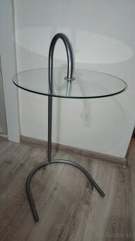 konferenčný stolík