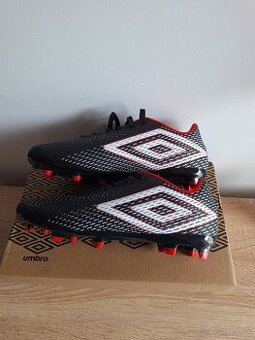 UMBRO AURORA II LO FG (41)
