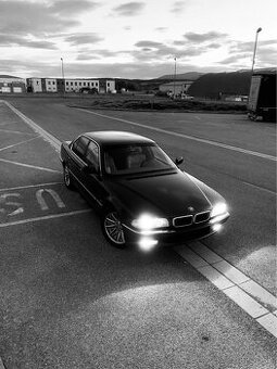 BMW E38 730i 160kw