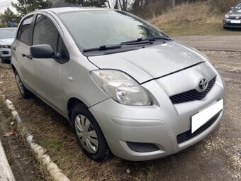 Rozpredám Toyota Yaris 1.0 51kw 1KR-FE 2009