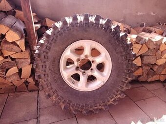 Silverstone extreme 33 10.5 R15