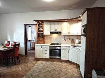 3 izb. rozľahlý byt na prenájom Komenského