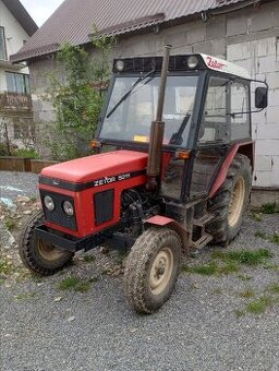Traktor 5211