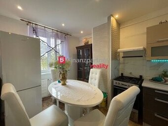 3izb byt v centre mesta s loggiou - 3/8 (F590-113-ANM)