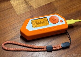 Flipper Zero + Original Silicone Case + 8GB microSD