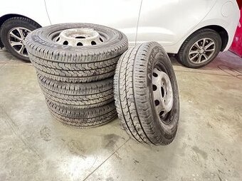 Sada pneu r16 a diskov