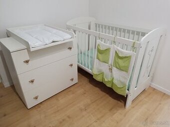 prebaľovacia komoda + postieľka Žirafa