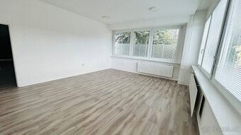 Admin. a kanc. priestory na prenájom, v centre mesta VK