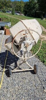 Miešačka na betón