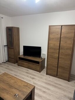 Bez provízie RK - Prenájom 1,5i byt - Michalovce