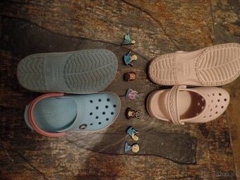 Crocs Velk. 27/28, 29/30 (ako NOVÉ) inkl.Jibbitz FROZEN
