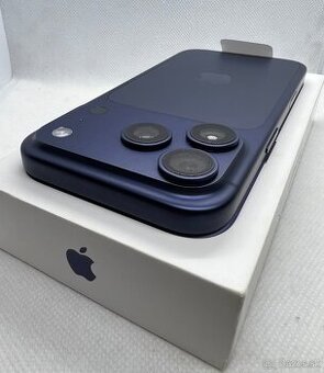 iPhone 17 PRO 256GB blue