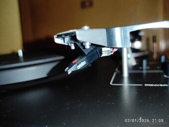 GRAMOFON TESLA NC 420 HIFI TOP