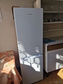 Chladnička s mrazničkou PHILCO PC 173 ENW