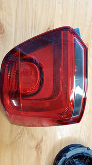 predam svetlo VW polo