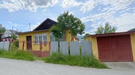 Rodinný dom s garážou v Prakovciach - 1