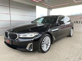 BMW 530xD Touring 210kW AT/8 Luxury Line - 1