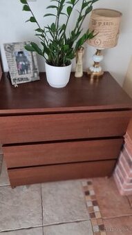 Komoda ikea malm