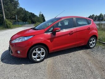 Ford Fiesta 1.2 benzín