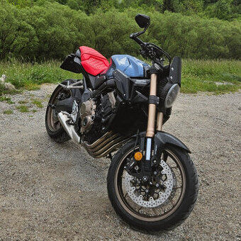 Honda CB650R | ABS | Trakcna kontrola | Quickshifter