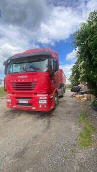 Predám vyklápaciu súpravu Iveco stralis
