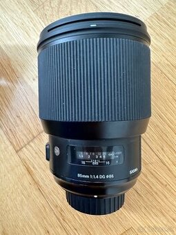SIGMA 85mm 1.4 Art Nikon