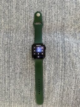 Apple Watch 7 Green