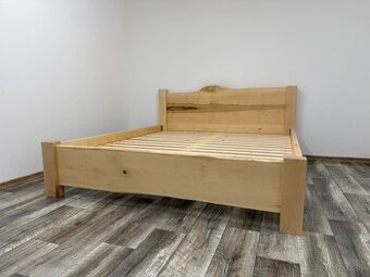 Manželska postel z javorového masivu