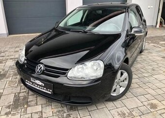 Volkswagen Golf 1.4 16V benzín manuál 59 kw