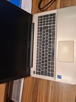 Predám notebook ASUS X555L