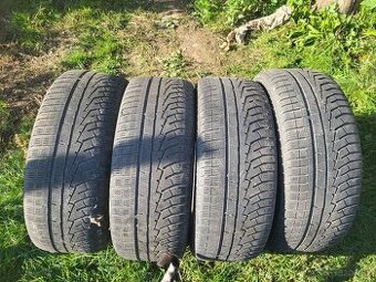 Zimné pneu 235/55 R17