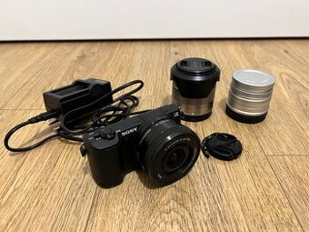 Sony A5100 bezzrkadlovka + dva objektívy