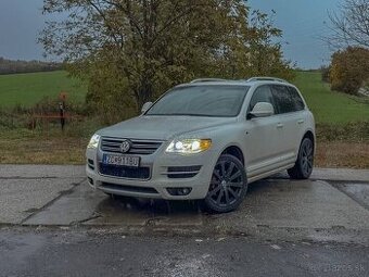 Volkswagen Touareg R-LINE 3.0TDI 176KW plná výbava